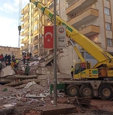 51 kişiye mezar olmuştu: Firari müteahhitleri için Interpol talebi