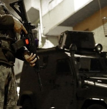 İstanbul’da DHKP-C ve MLKP’ye operasyon: 20 kişi yakalandı