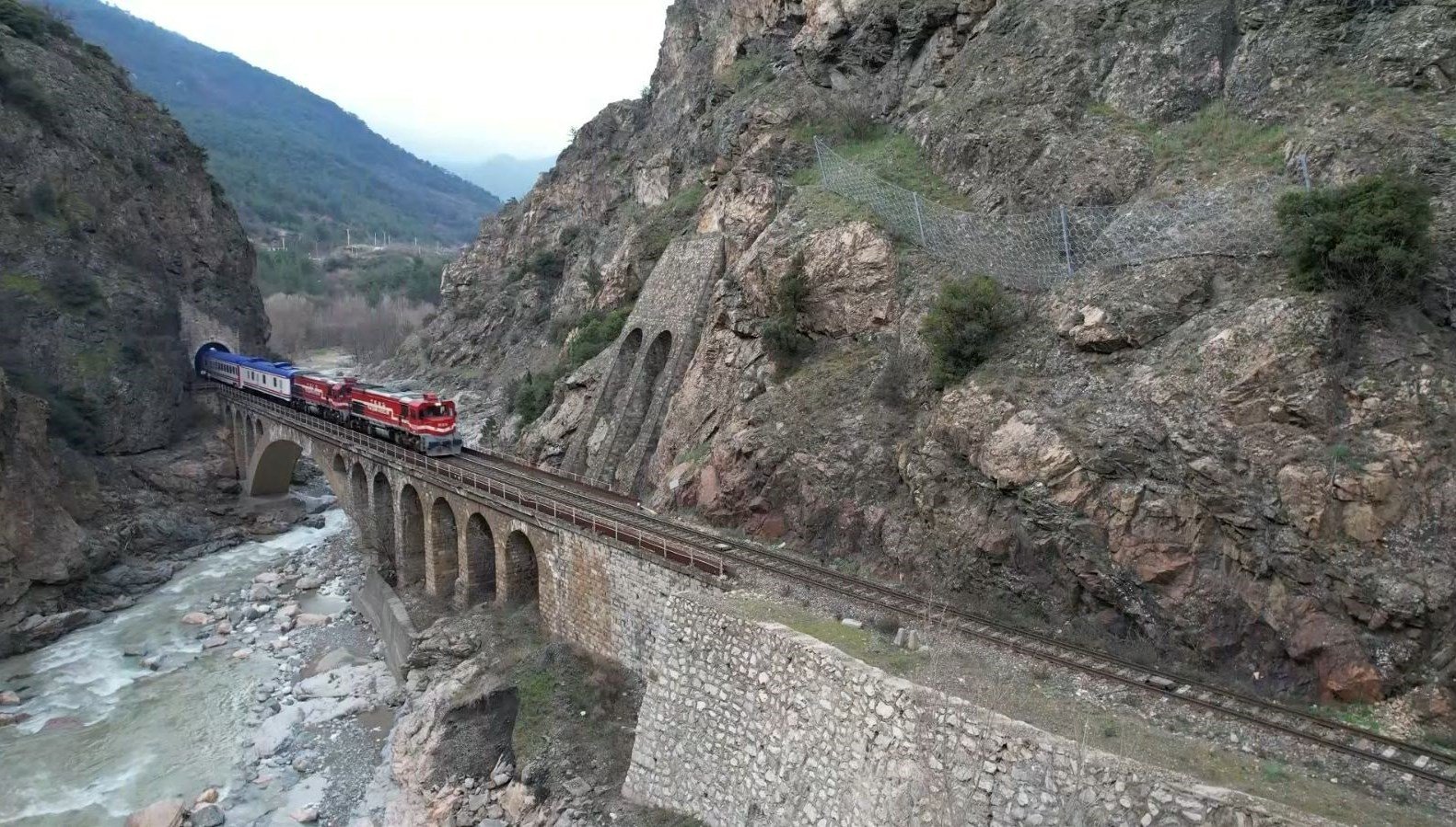 Türkiye’nin yeni turistik treni Karaelmas Ekspresi tanıtım turunu tamamladı