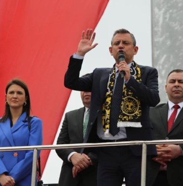 Özgür Özel: Erdoğan ‘DEM’ deyip kavga etmeye çalışıyor