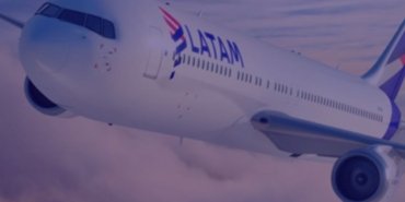 Uçakta korku dolu anlar! En az 50 kişi yaralandı