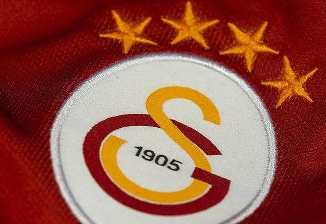 Dursun Özbek aday olmayacağını açıklamıştı! Galatasaray
