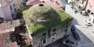 Mimar Sinan eseri Ayakapı Hamamı 2 milyon dolara satılık | Çökme tehlikesi var