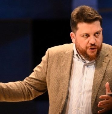 Navalni’nin müttefikine çekiçli saldırı
