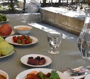 Unutarak yemek içmek orucu bozar mı? Orucu bilerek bozmanın kefareti nedir?