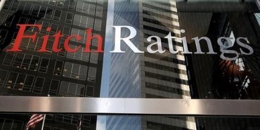 Fitch küresel ekonomik büyüme tahminini yükseltti