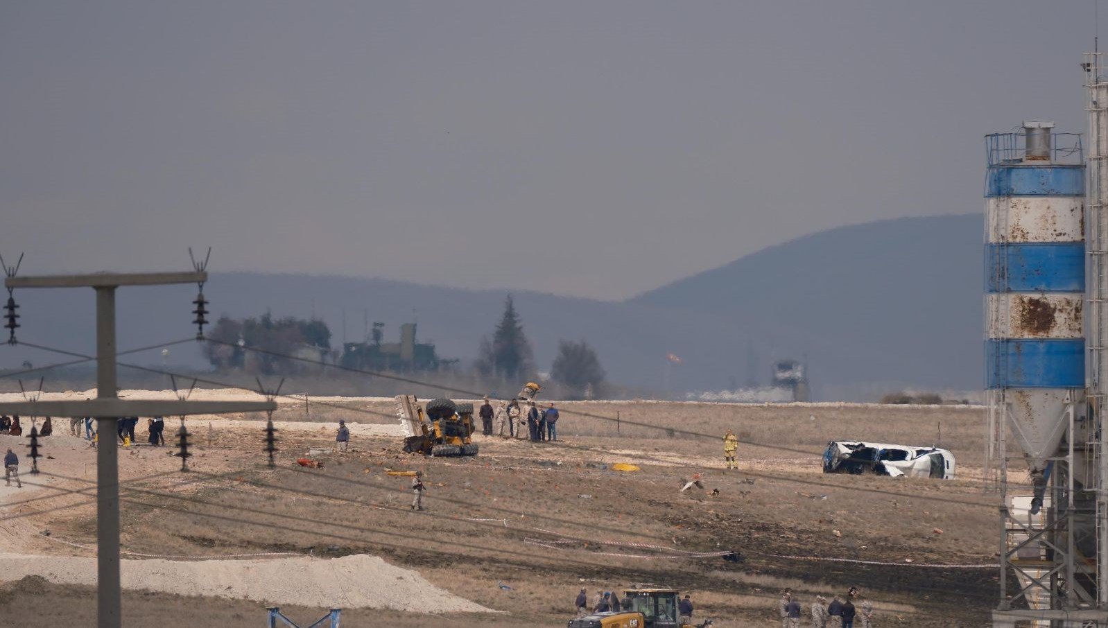 Konya’da Türk Yıldızları uçağı düştü: Pilot kurtuldu, pistteki uzman çavuş şehit oldu