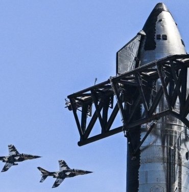 SpaceX, Starship roketini fırlattı: Atmosfere yeniden girişte kayboldu