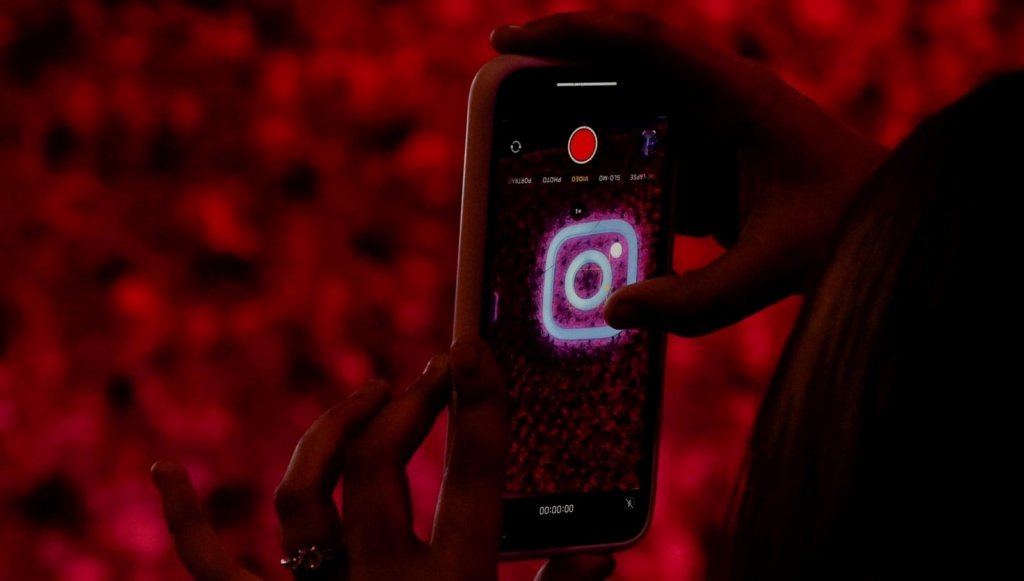 Instagram’dan yeni özellik: Geçmişe dönük paylaşım yapılacak