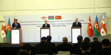 Türkiye, Azerbaycan ve Gürcistan bakanları bir araya geldi: “Yeni haberlere tanık olacağız”
