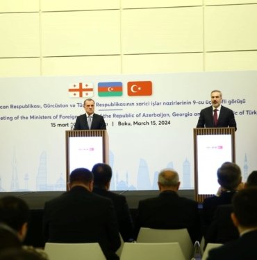 Türkiye, Azerbaycan ve Gürcistan bakanları bir araya geldi: “Yeni haberlere tanık olacağız”