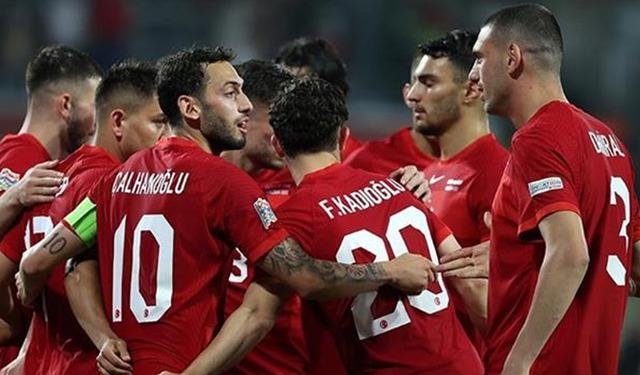 A Milli Takım kadrosu açıklandı! Semih Kılıçsoy, Can Uzun, Ahmetcan Kaplan ve Muhammed Şengezer ilk kez kadroda... 15 A Milli Takım kadrosu açıklandı! Semih Kılıçsoy, Can Uzun, Ahmetcan Kaplan ve Muhammed Şengezer ilk kez kadroda…
