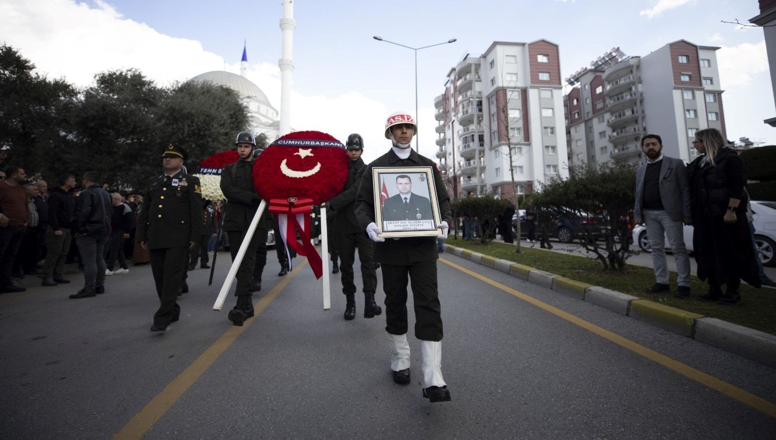 Konya’da şehit olan Uzman Çavuş Ercan Güven’e veda