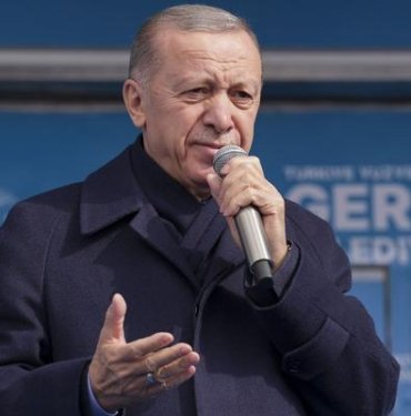 Cumhurbaşkanı Erdoğan Özgür Özel
