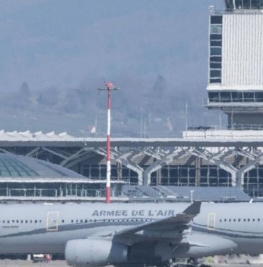 Fransa’da havalimanında bomba ihbarı