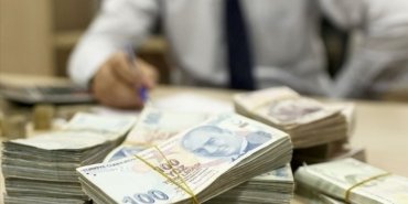 Hesabına yanlışlıkla 12 bin TL geldi! 1 ay sonra sahibini buldu