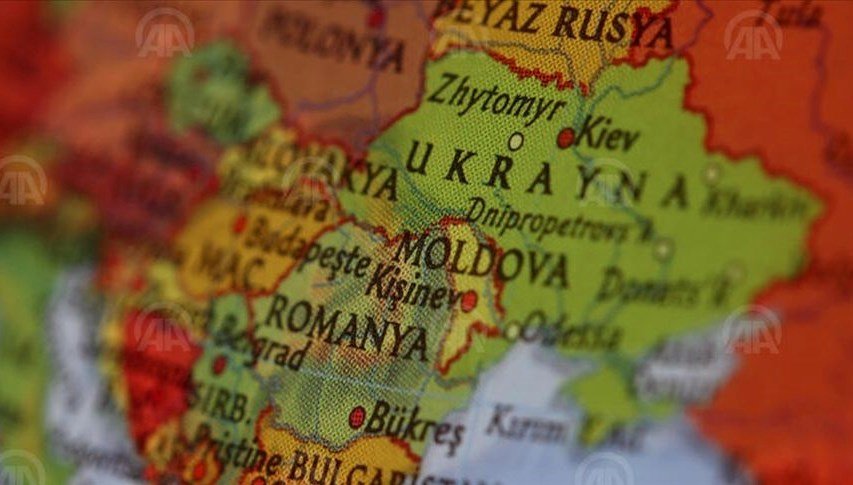 Moldova’da Rusya Büyükelçiliği’ne molotof kokteyli atıldı