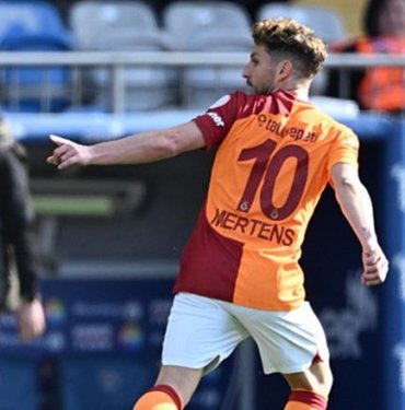 Galatasaray şampiyonluk yarışında hata yapmadı! Kasımpaşa engelini Icardi