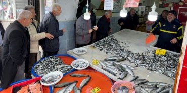 Tezgahta kuyruk oluştu: Kilosu 25 lira