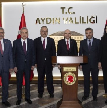 Bakan Şimşek, Aydın’da ziyaretlerde bulundu
