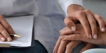 Halk arasında “Ay dede” sendromu olarak biliniyor: Cushing Sendromu nedir, belirtileri neler?