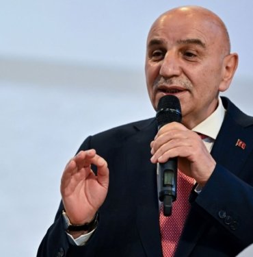 Turgut Altınok’tan Mansur Yavaş’a tepki