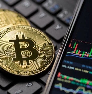 Bitcoin’de zirve sonrası erime sürüyor