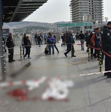 İzmir’de aktarma merkezinin önünde ateş açıldı: 1 ölü