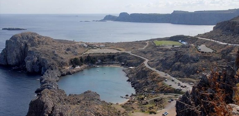 Rodos Adası açıklarında yüzen kişi mayın buldu