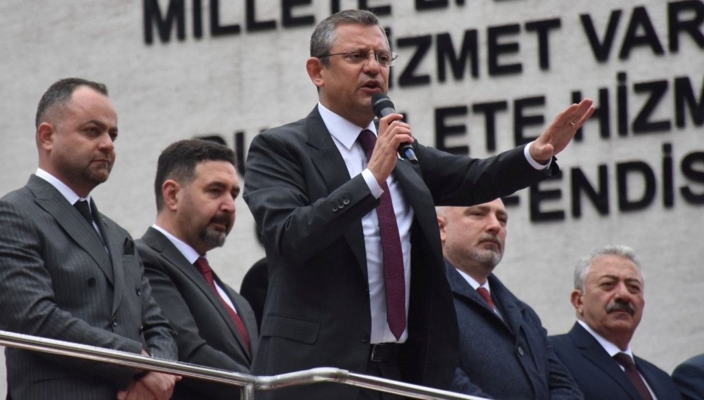 Özgür Özel: Çayda taban fiyat 25 TL olmalı