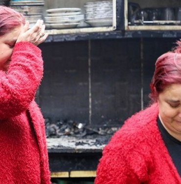 Evi kül oldu: Yanan kuşunu görünce gözyaşlarına hakim olamadı