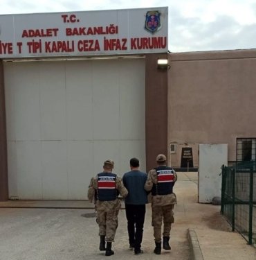 İzinsiz yolculuk yapan yüzlerce yabancı uyruklu yakalandı