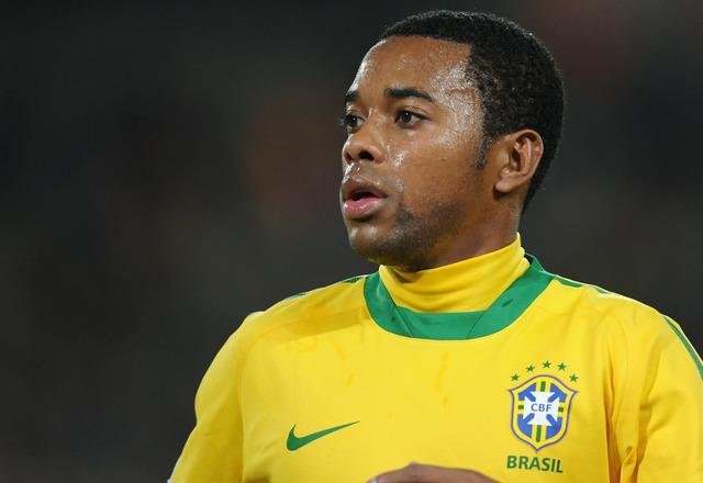 Toplu tecavüze karışan Robinho