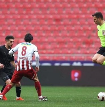 TFF Hakem Akademisi, Hakem Analiz Uygulaması’nı başlattı! Artık futbolcu gibi maçlara çalışacaklar…