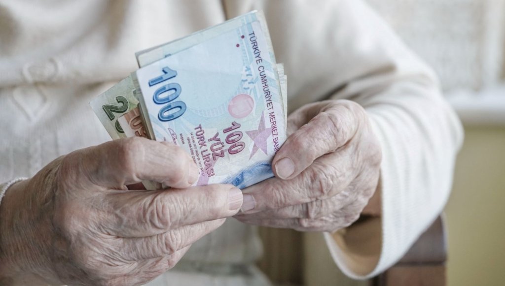 Emeklilerin promosyon başvuru tarihleri belli oldu