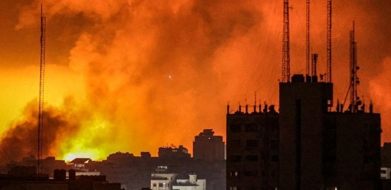 İsrail’den Şifa Hastanesi yakınlarına saldırı: Çok sayıda ölü ve yaralı var