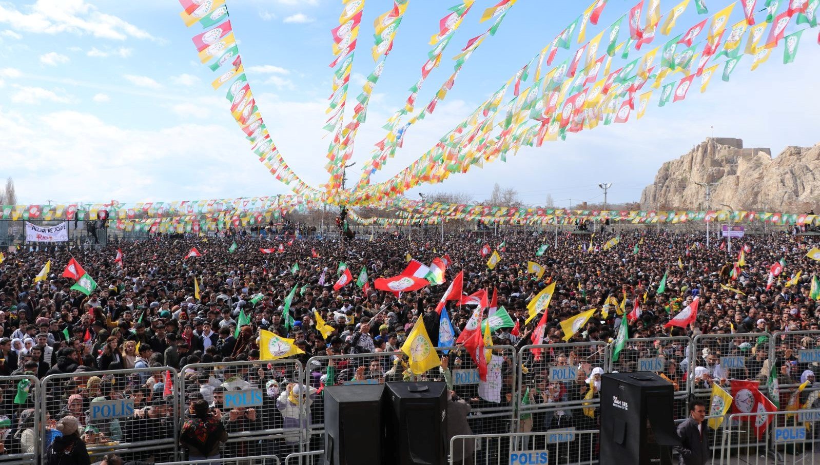 Bugün Nevruz mu? Nevruz Bayramı ne zaman, nasıl kutlanır? Nevruz ritüelleri