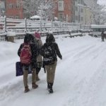 Bazı il ve ilçelerde eğitime 1 gün ara verildi