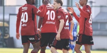 Beşiktaş hazırlık maçında rakip takımı gole boğdu!