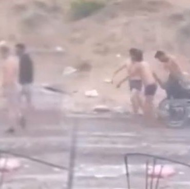İsrail, Şifa Hastanesi’ndeki Filistinlileri yarı çıplak göçe zorladı