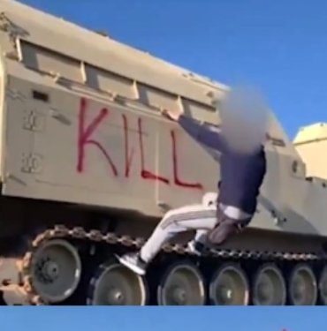 Yunanistan Komünist Partisi, ABD tankları taşıyan trenin yolunu kesti