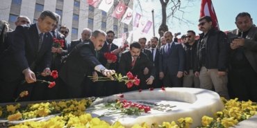 Muhsin Yazıcıoğlu vefatının 15. yılında anılıyor
