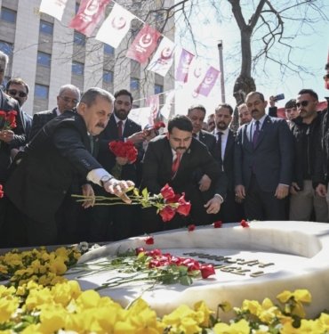 Muhsin Yazıcıoğlu vefatının 15. yılında anılıyor