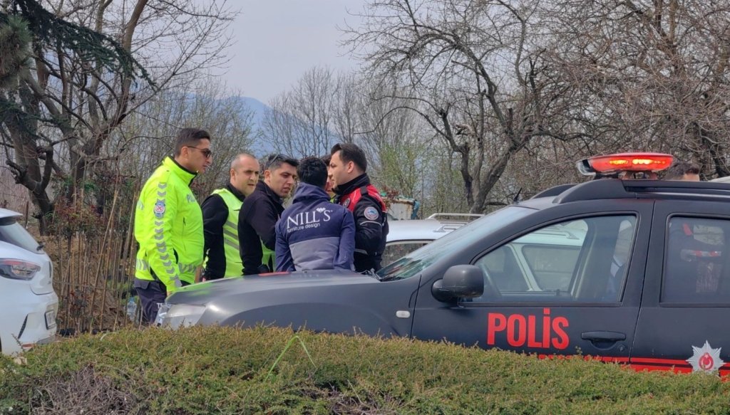 Polisin “dur” ihtarına uymayan sürücüye ceza