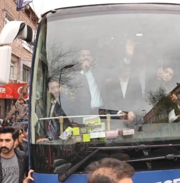 Murat Kurum’dan otobüsle şehir turu: “1 Nisan’da İstanbul’un yeniden dirilişi başlayacak”