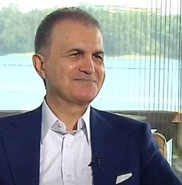 Cumhurbaşkanı Erdoğan’ın “son seçimim” mesajı | Ömer Çelik: Erken seçim gibi bir gündemi konuşmayız