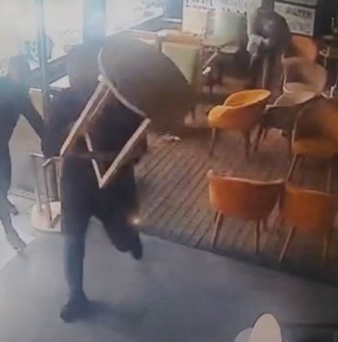 Ortakların kavgasında silahlar, sopalar, bıçaklar konuştu: Yerden 63 mermi toplandı