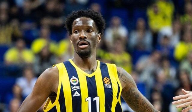 Fenerbahçe Beko kazandı, Nigel Hayes-Davis rekor kırdı