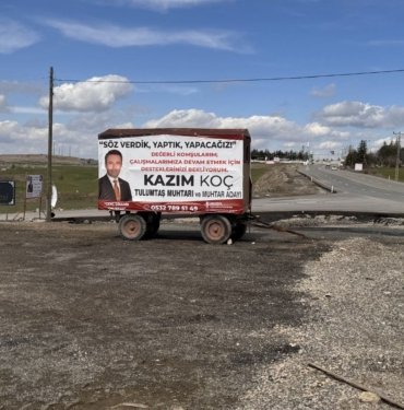 Yerel seçim kampanyaları: Araçlar billboard gibi kullanıldı