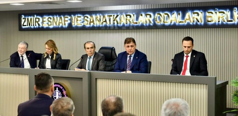 Cemil Tugay: Gördes Barajı’na çevresindeki 2 barajdan su getireceğiz